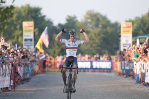 La vittoria dell'iridato Wout Van Aert a Iowa City