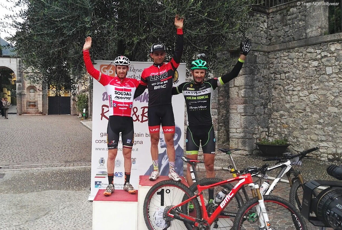 Il podio assoluto della D'Annunzio Bike