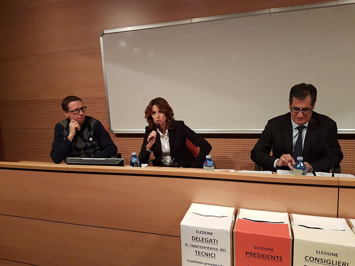 Norma Gimondi presenta la sua candidatura durante l'Assemblea provinciale di Bergamo