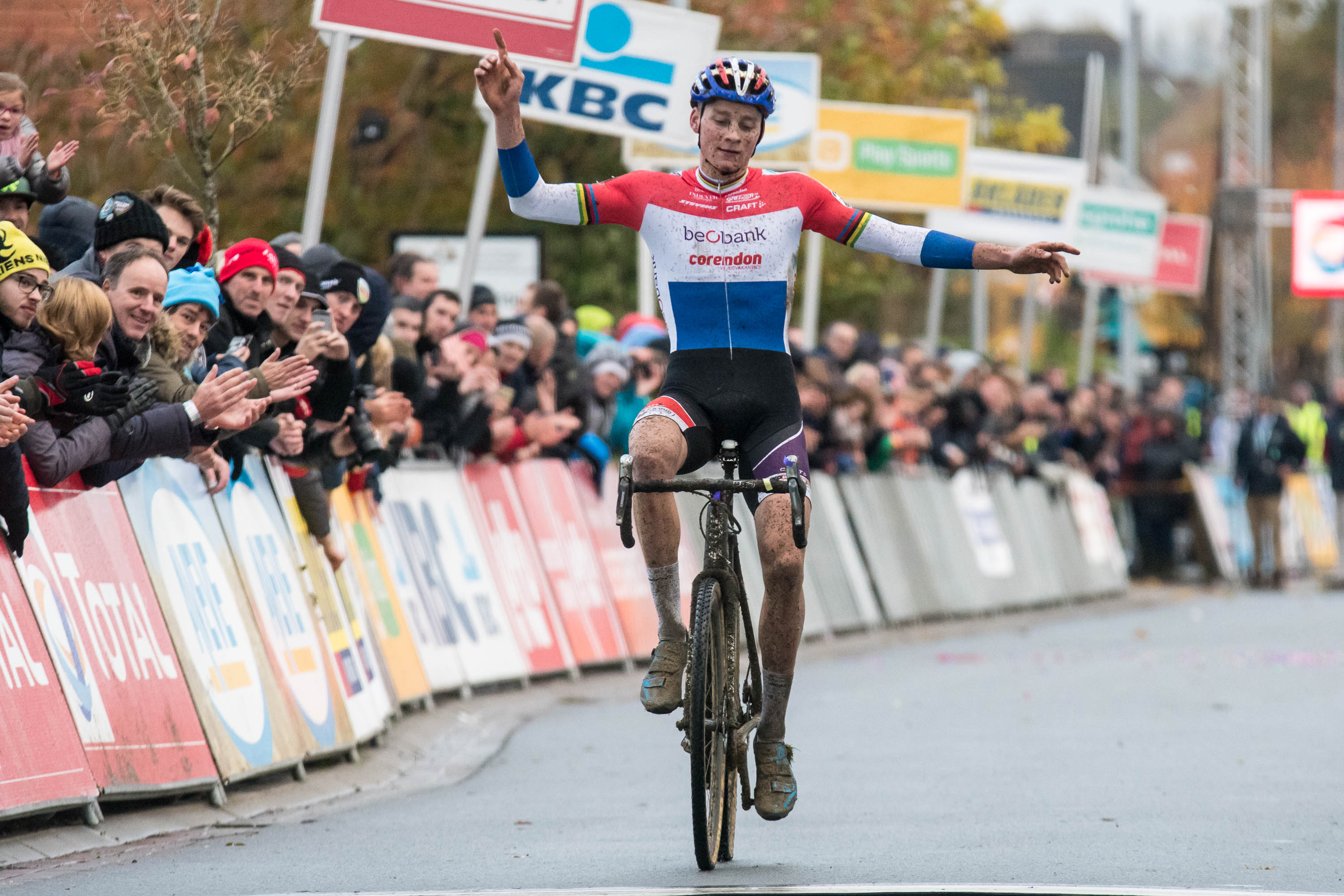 Mathieu van der Poel vince la prova di Superprestige di Ruddervoorde