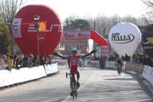 La bella vittoria tricolore del lucano Alessandro Verre a Silvelle