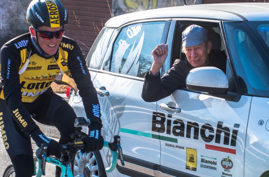 Steven Kruijswijk sulle salite bergamasche incitato da Felice Gimondi