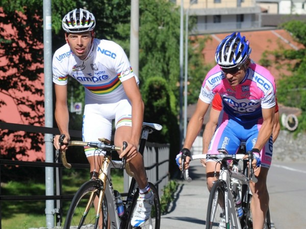 Alessandro Ballan in maglia iridata e Damiano Cunego
