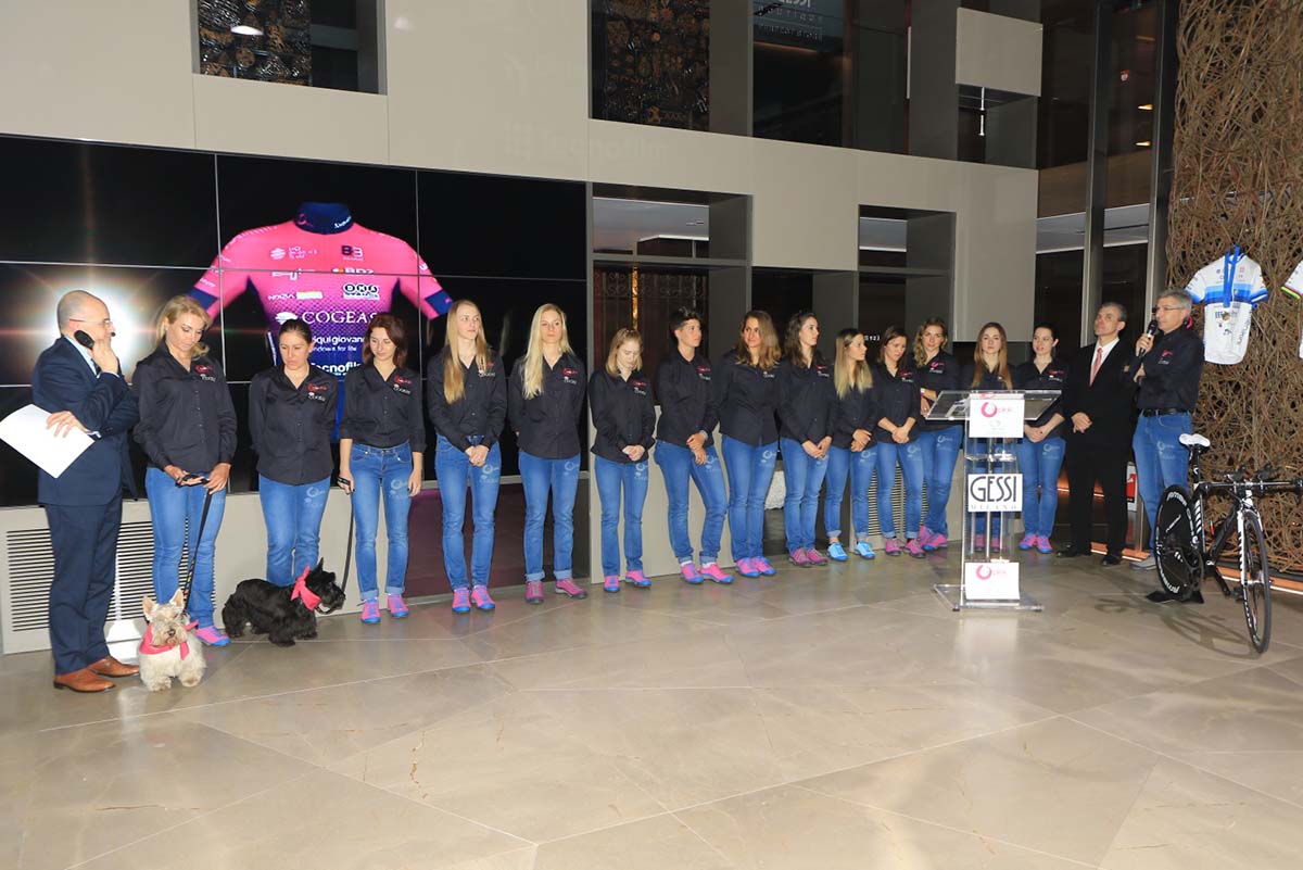 La presentazione delle ragazze della BePink Cogeas