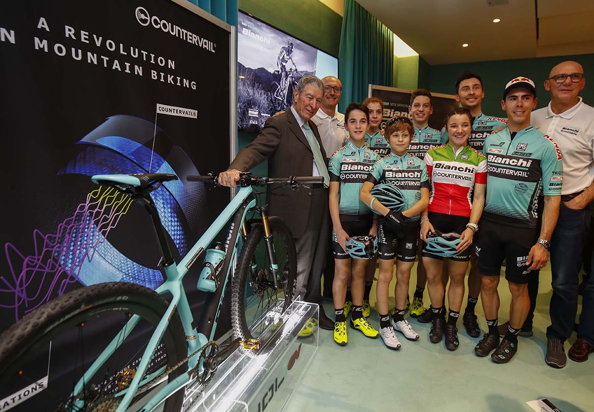 Il gruppo della Bianchi Countervail