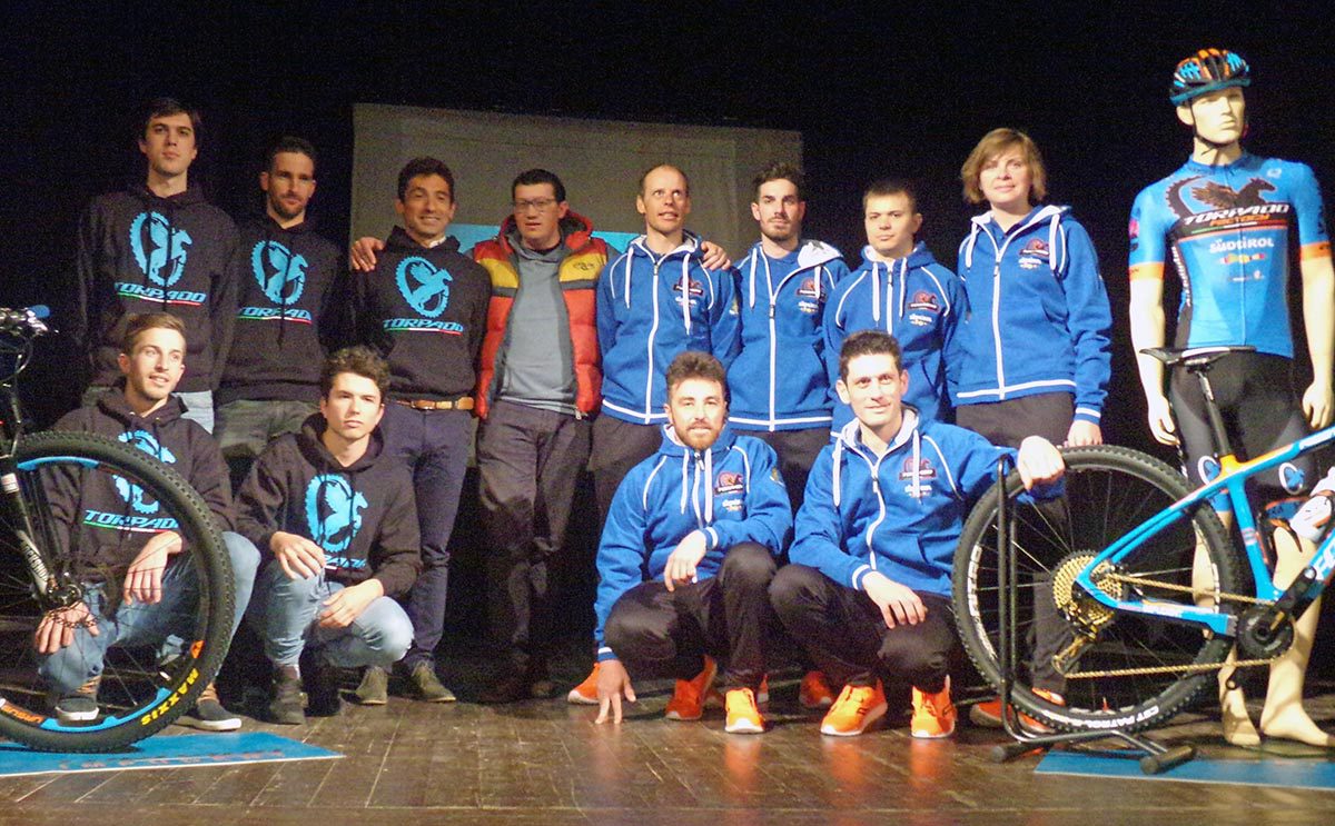 Gli atleti delle squadre Torpado 2017