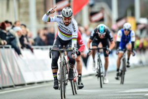 Peter Sagan vince la Kuurne-Brussel-Kuurne 2017