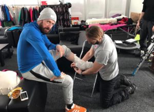 Bradley Wiggins soccorso dopo l'infortunio