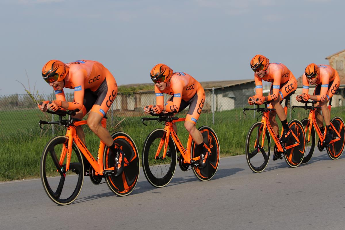 La CCC Sprandi Polkowice vince la cronosquadre della Settimana Coppi e Bartali 2017