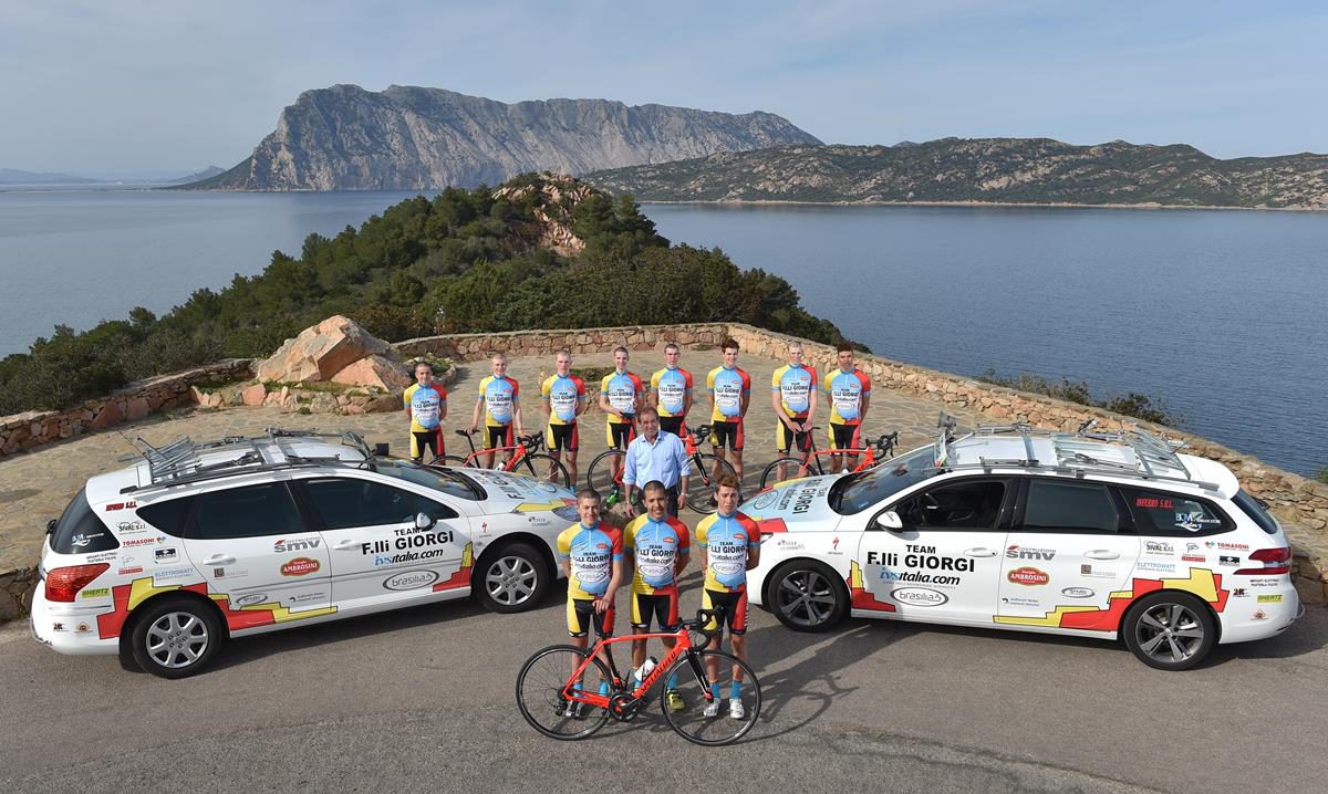 La squadra Juniores 2017 del Team F.lli Giorgi