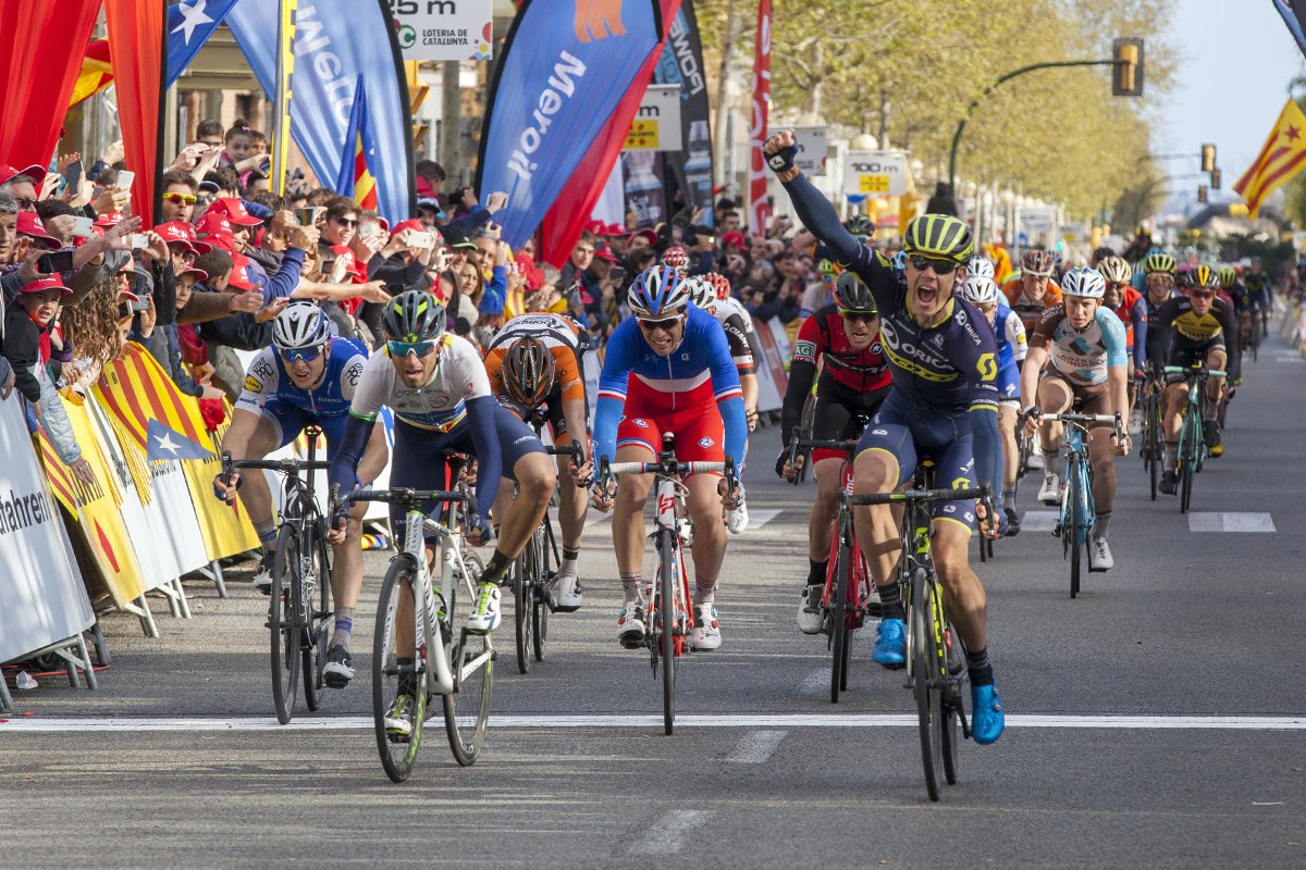 Daryl Impey vince la sesta tappa della Volta a Catalunya