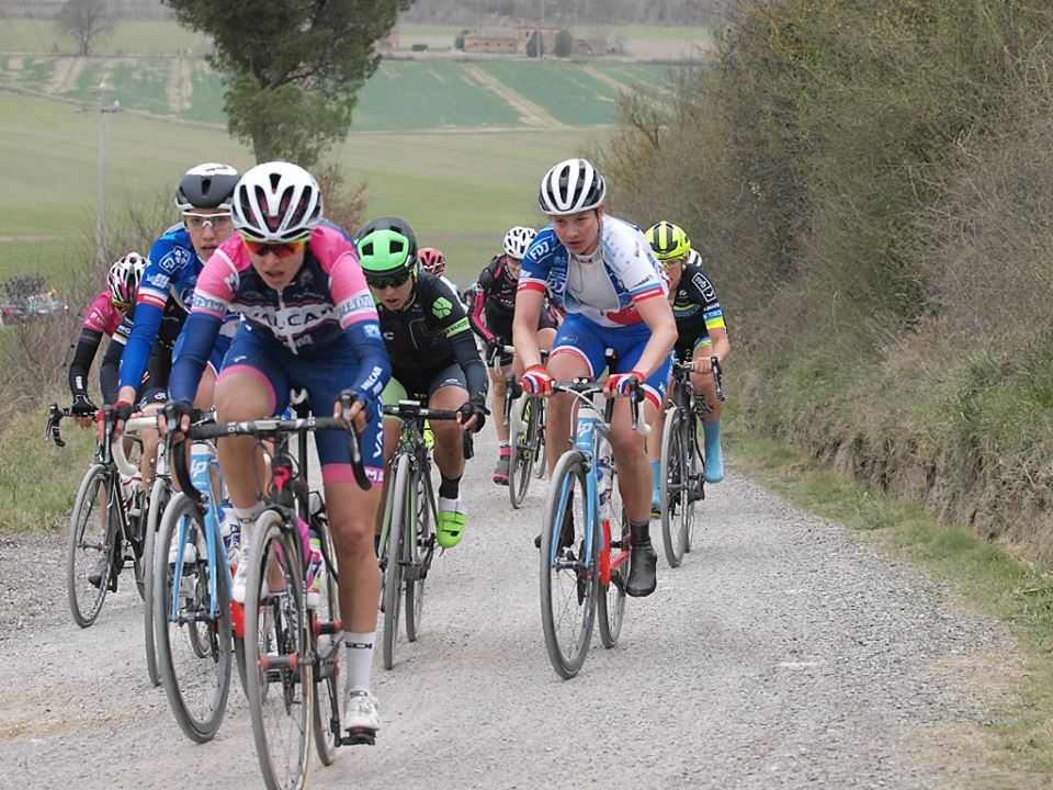Silvia Persico in azione alla Strade Bianche