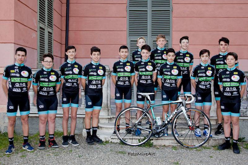 Il gruppo del Velo Club Pontenure 2017