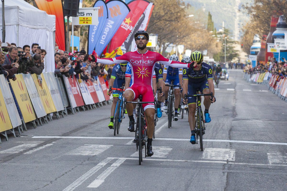 Nacer Bouhanni vince la quarta tappa della Volta a Catalunya 2017