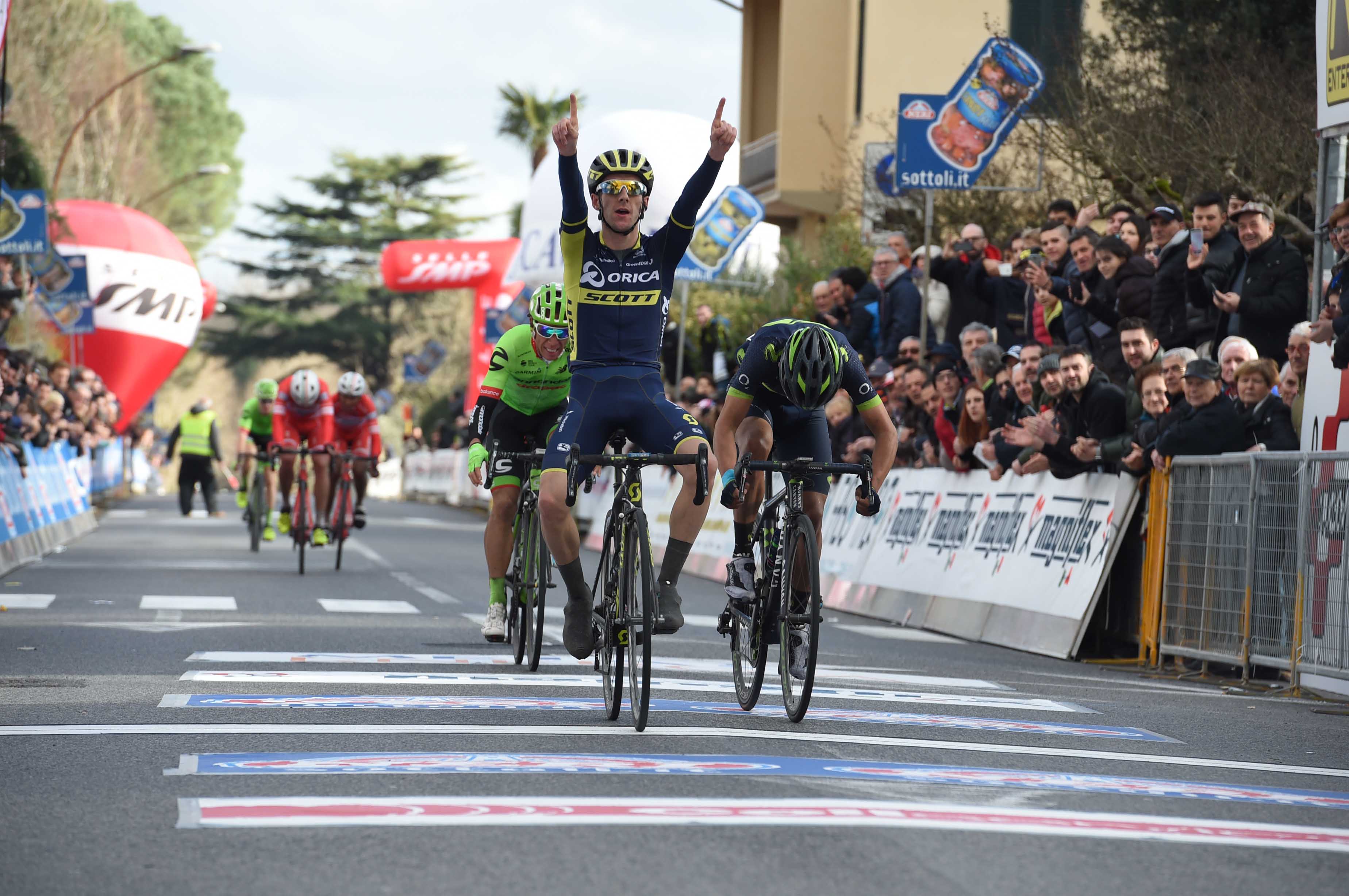 Adam Yates vince il Gp Industria & Artigianato di Larciano 2017