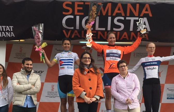 Il podio finale della Semana Ciclista Valenciana 2017 vinta da Cecilie Uttrup Ludwig