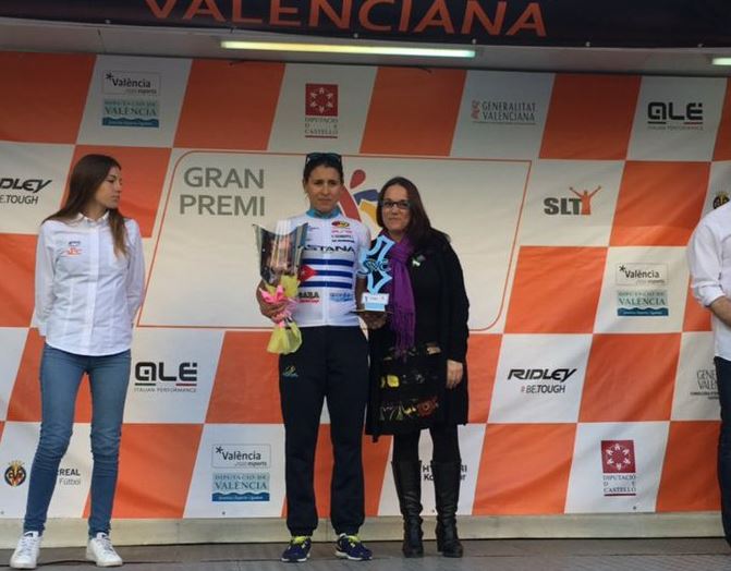 La cubana Arlenis Sierra (Astana Women's Team) vince la terza tappa della Samana Ciclista Valenciana