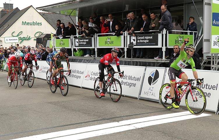 Jakub Mareczko vince la terza tappa del Tour de Bretagne