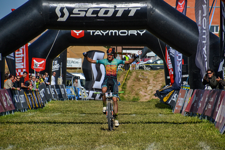 Tiago Ferreira vince la terza tappa e la classifica finale della Volcat BTT 2017