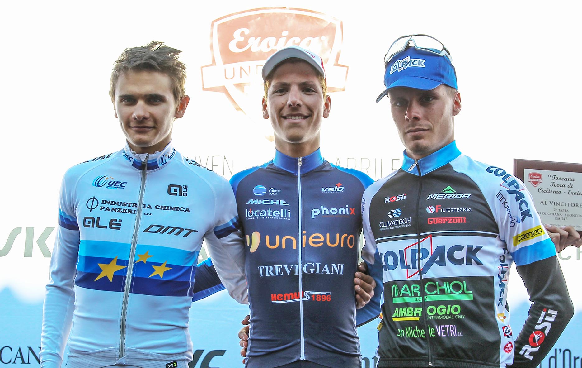 Il podio dell'ultima tappa del Toscana Terra di Ciclismo - Eroica