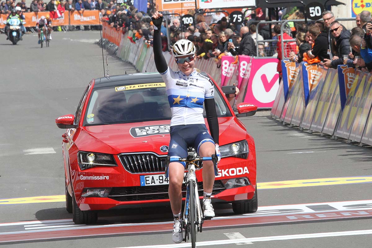 Anna van der Breggen vince la Liegi-Bastogne-Liegi femminile