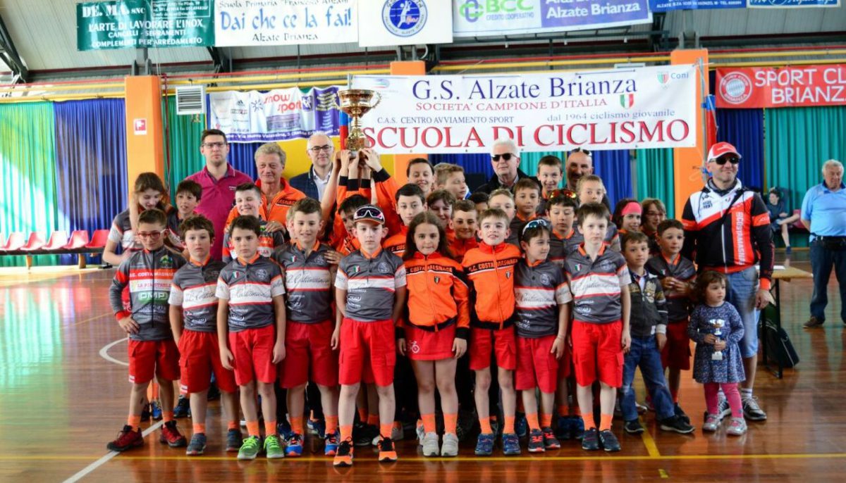 La festa dell'Uc Costamasnaga prima società classificata ad Alzate Brianza