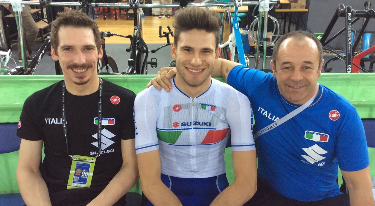 Filippo Ganna con il CT Marco Villa ed il preparatore azzurro Diego Bragato