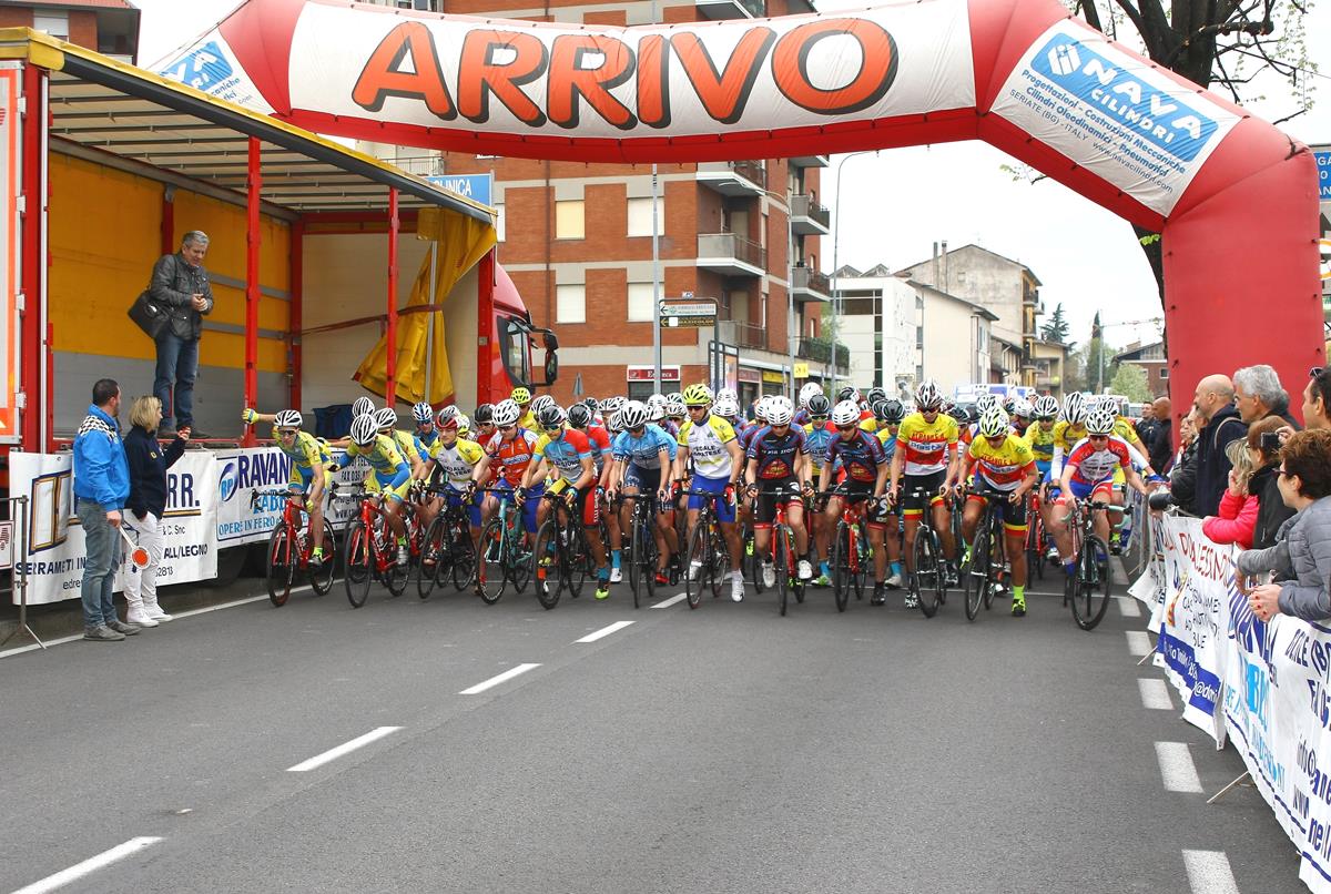 La partenza del Memorial Marcello Perico - Gp Ravanelli Fabbro 2017