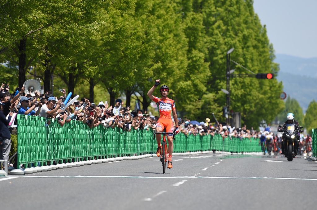 Marco Canola vince la seconda tappa del Tour of Japan 2017