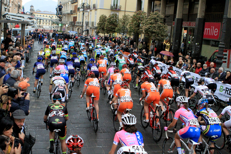 giro della campania in rosa 2016