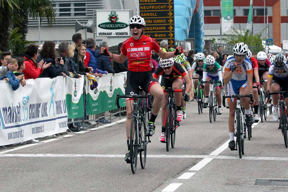 Elena Contarin vince la gara Donne Esordienti di Egna