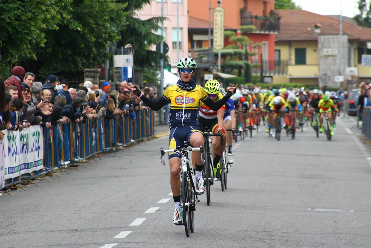 La vittoria di Luca Cretti al Gp 1° Maggio 2017 di Osio Sotto