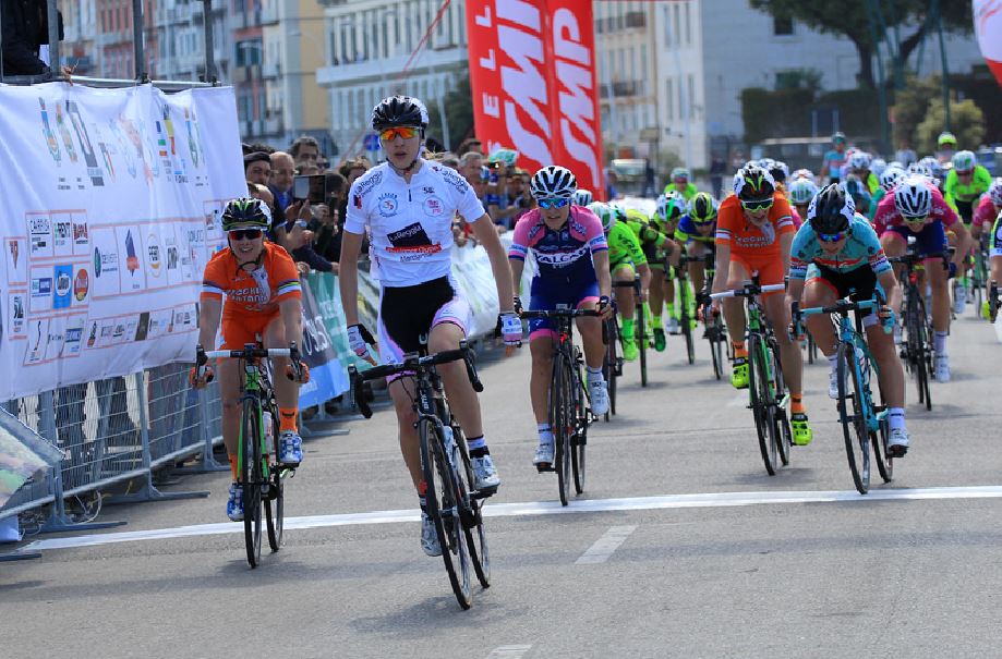 La vittoria di Martina Fidanza nella prima tappa del Giro della Campania in Rosa 2017