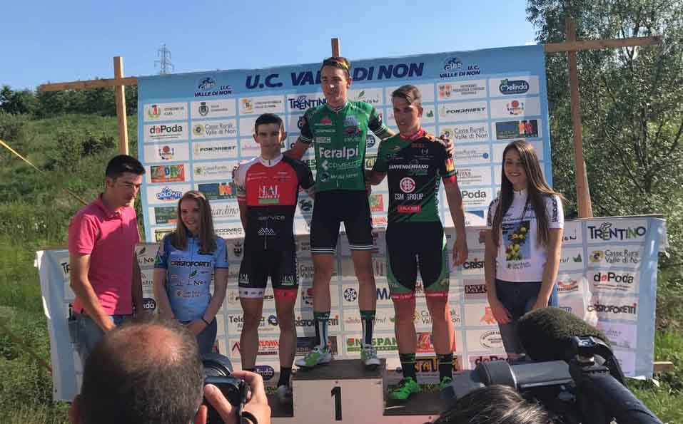 Il podio della gara Juniores di Cles vinta da Pasquale Lamanna