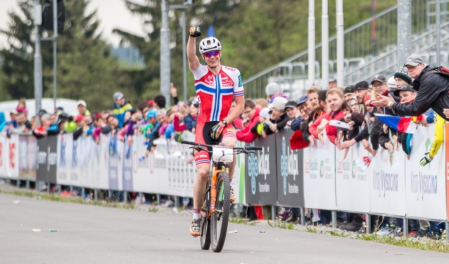 Il norvegese Petter Fagerhaug vince la prova Under 23 di Nove Mesto
