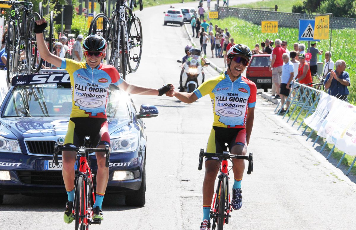 Arrivo in parata per Scalvinoni e Sekkak a Villadosia di Casale Litta