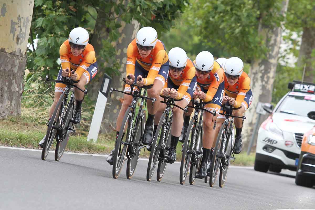 La Boels-Dolmans vince a Grado la cronosquadre del Giro Rosa 2017
