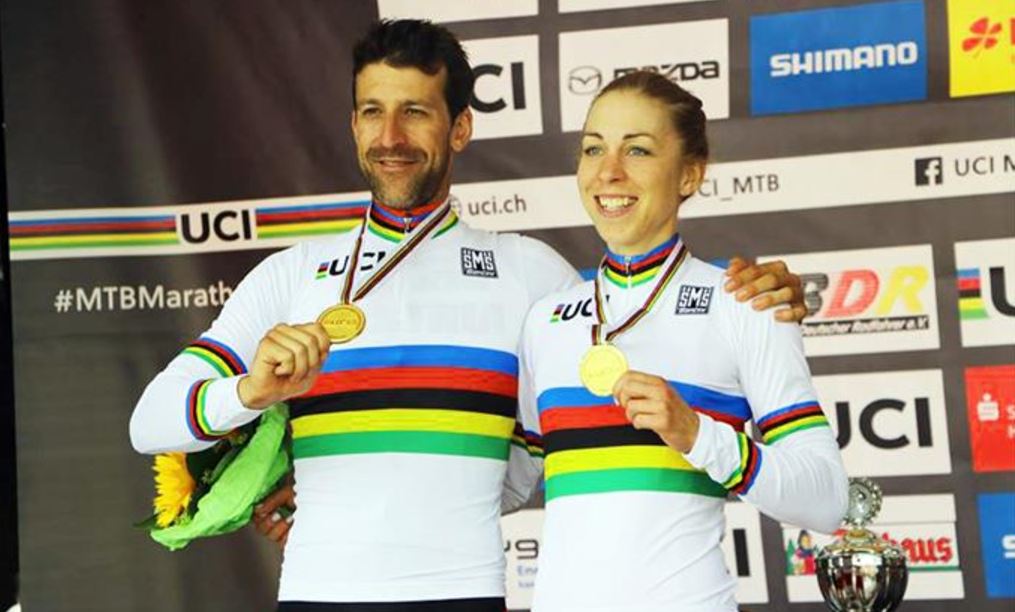 L'austriaco Alban Lakata e la danese Annika Langvad campioni del mondo Marathon 2017