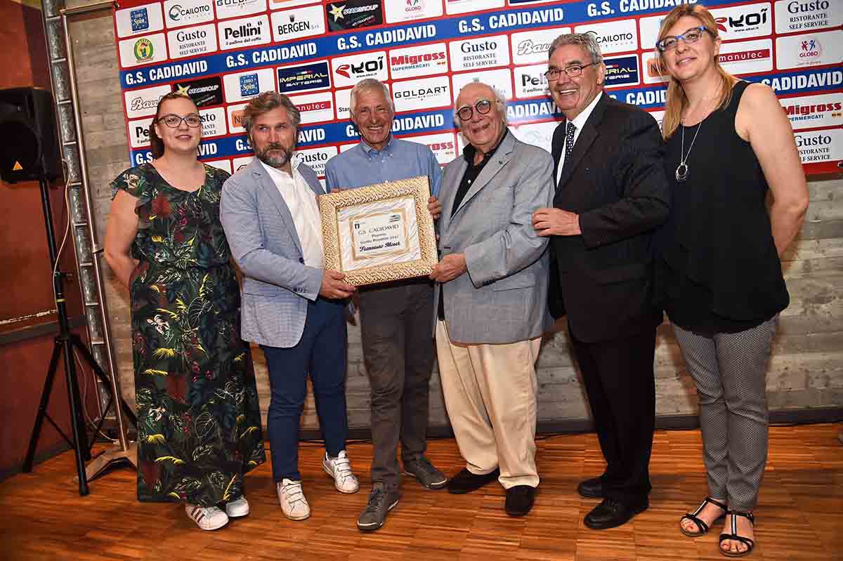 Francesco Moser riceve il premio Guido Rizzetto 2017