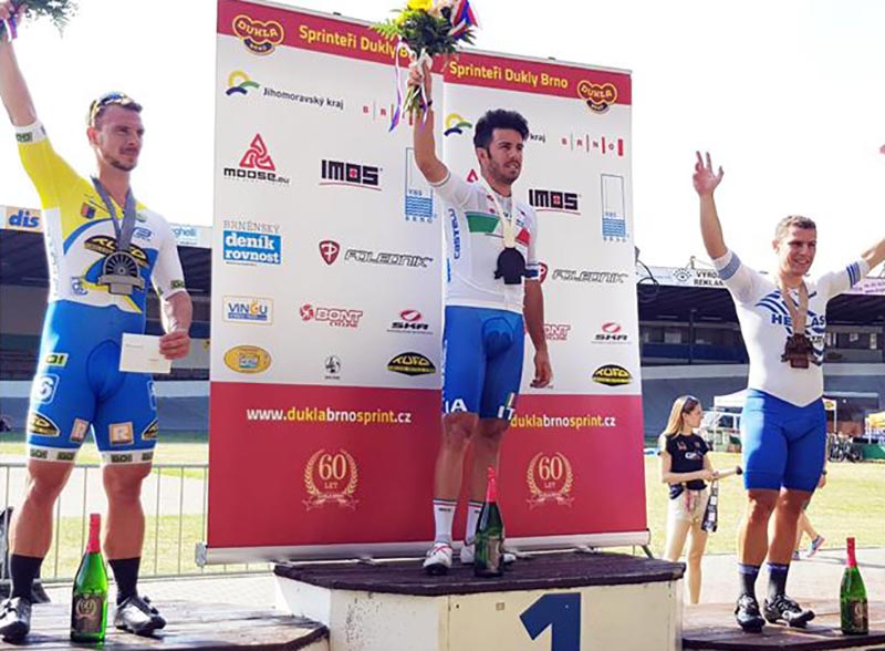Francesco Lamon vince lo Scratch del GP Brno 2017