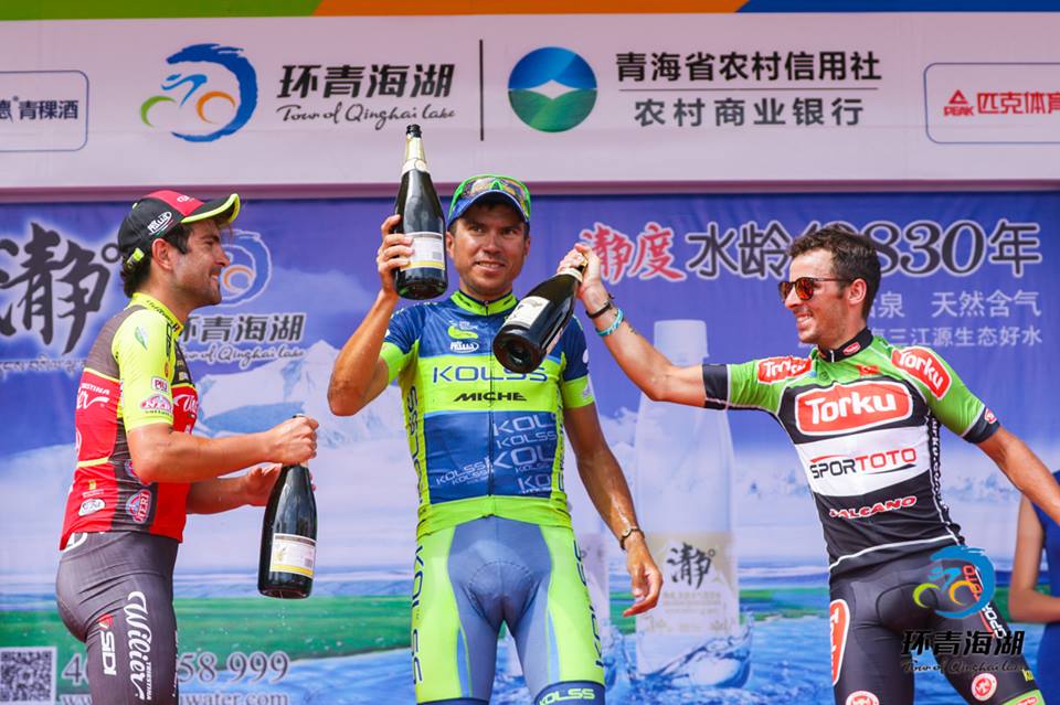 Il podio della nona tappa del Tour of Qinghai Lake
