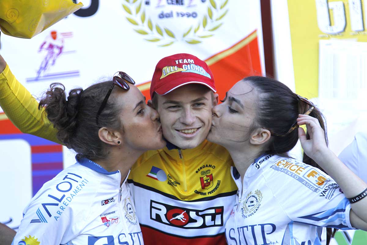 Karel Vacek con la maglia di campione bergamasco degli Scalatori