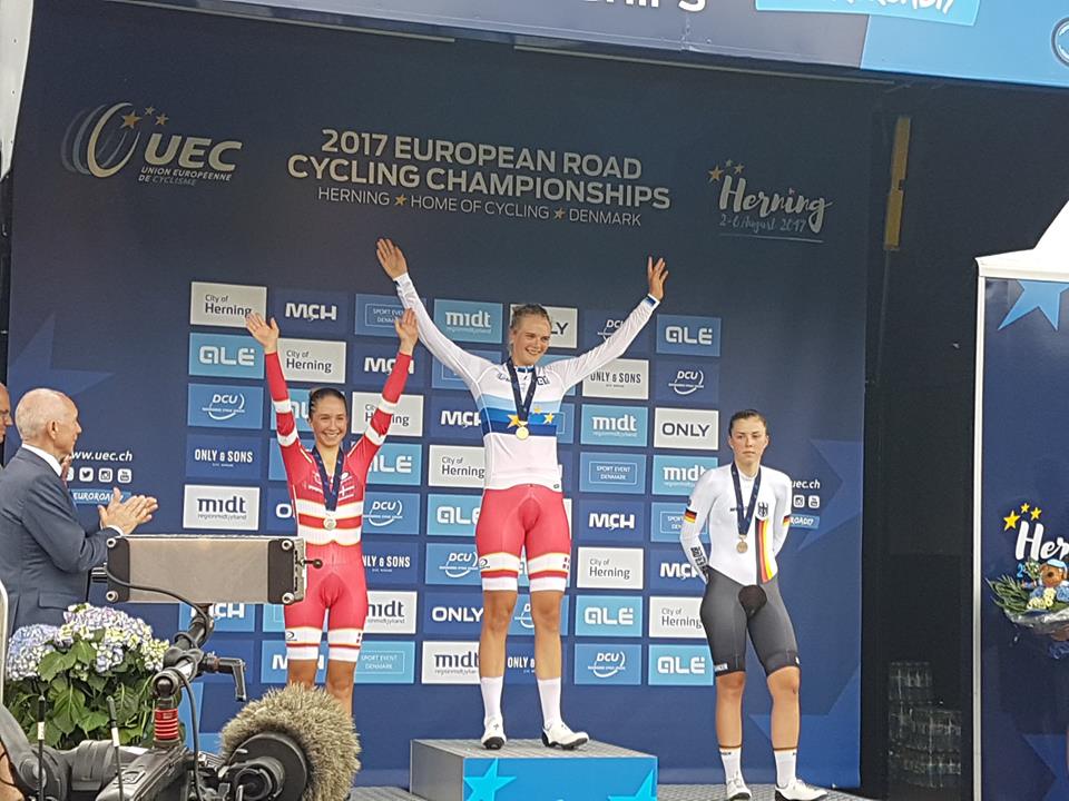 Il podio del Campionato Europeo cronometro Donne Under 23 vinto da Pernille Mathiesen