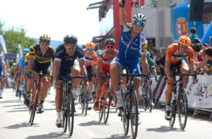 Matteo Trentin vince la seconda tappa della Vuelta a Burgos