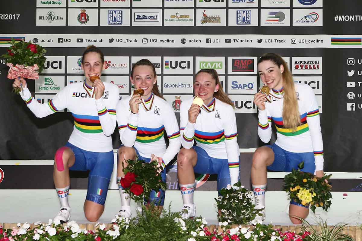 Il quartetto delle Donne Junior formato da Guazzini. Paternoster, Consonni e Fidanza campionesse del mondo Inseguimento a squadre