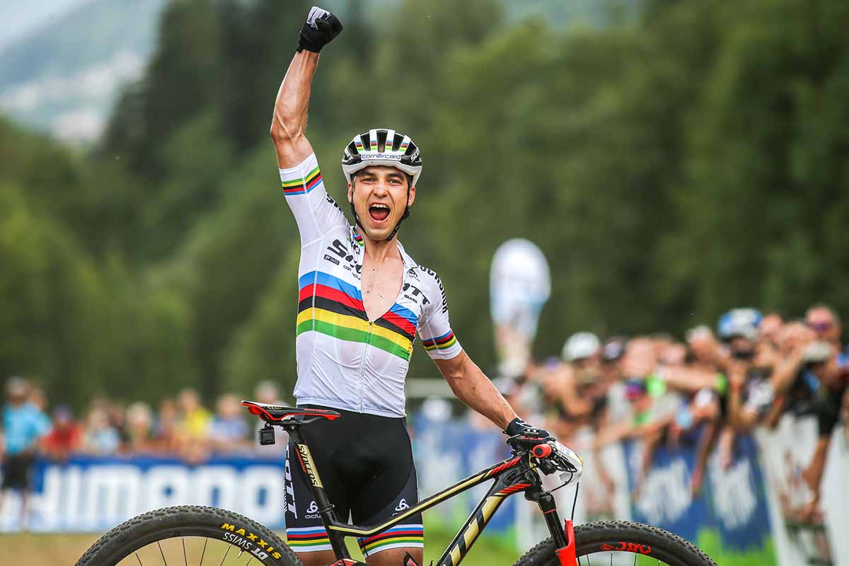 Nino Schurter fa sei su sei in Val di Sole