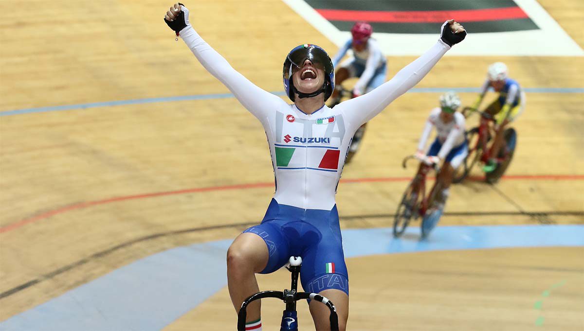 Letizia Paternoster campionessa del mondo Omnium Donne Junior a Montichiari