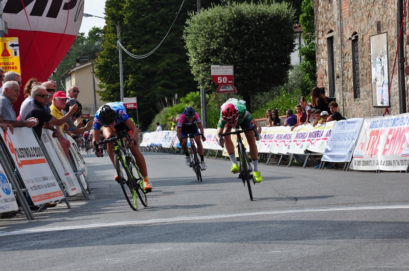 Janneke Elsing vince la prima tappa del Giro di Toscana Femminile