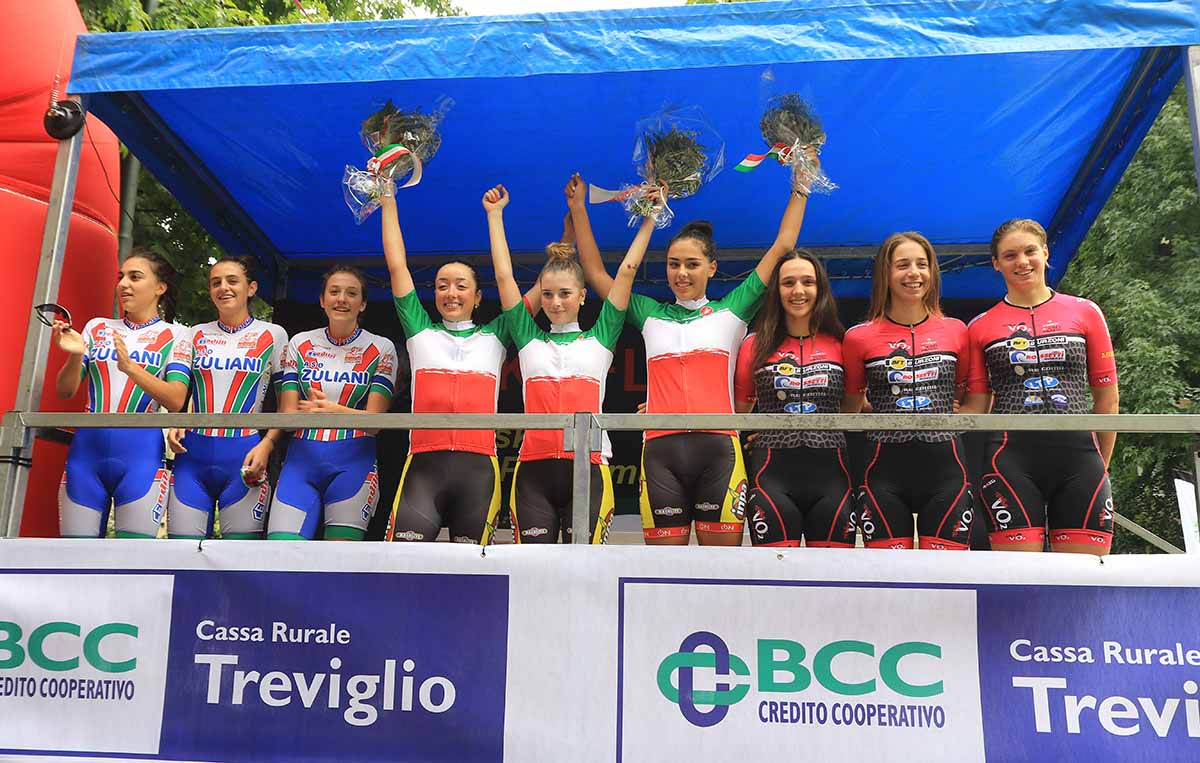 Il podio del Campionato Italiano Cronosquadre Donne Allieve