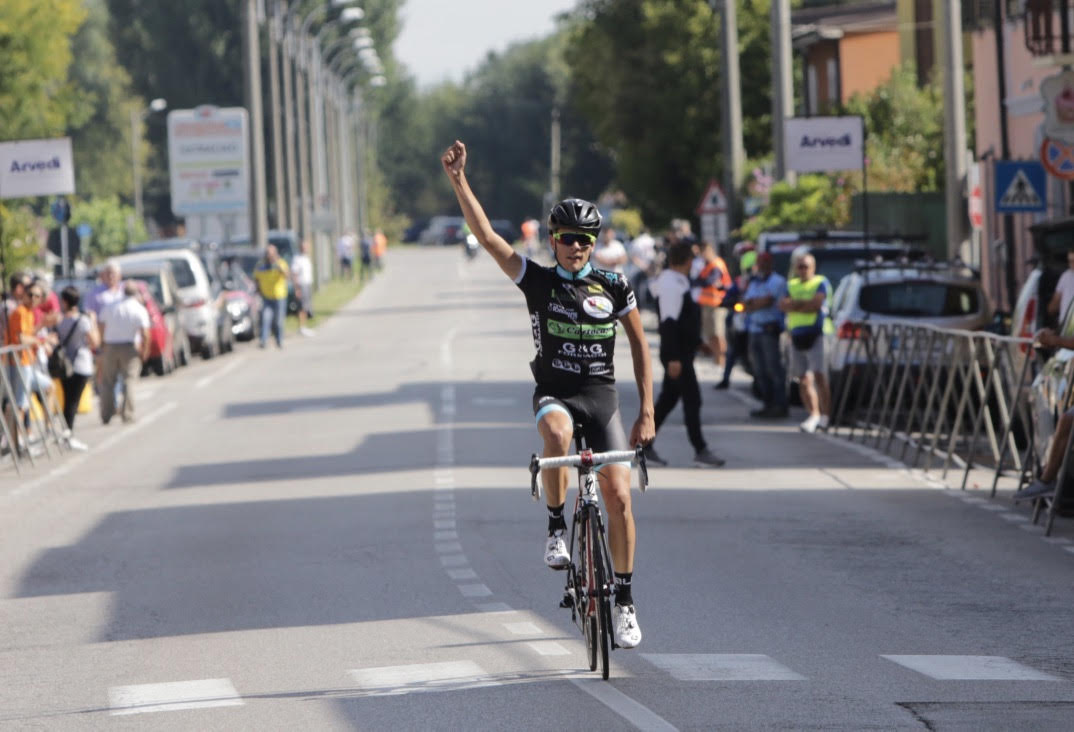 La vittoria di Davide Facchini a Persichello